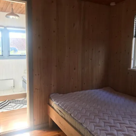 Hyggeligt I Ebeltoft, Taet Pa Og Skov. 에벨토프트